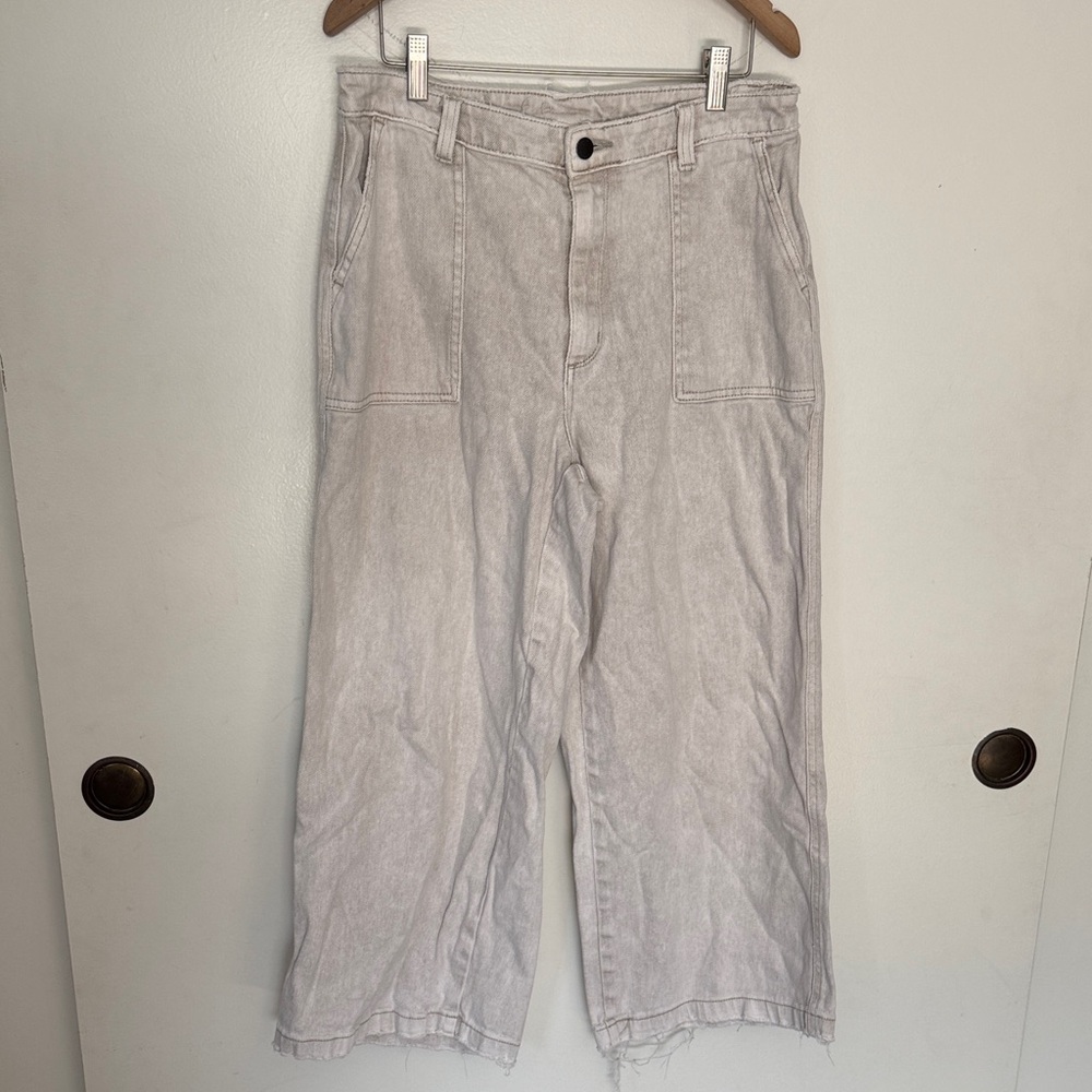 Universal Thread Light Gray High Rise Wide Leg Ankle Jeans